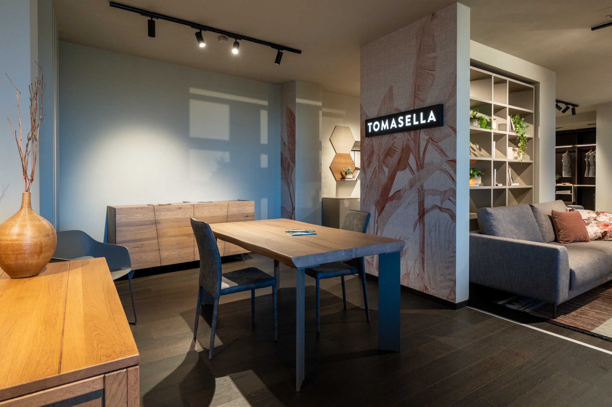 Sala da pranzo Tomasella nello showroom
